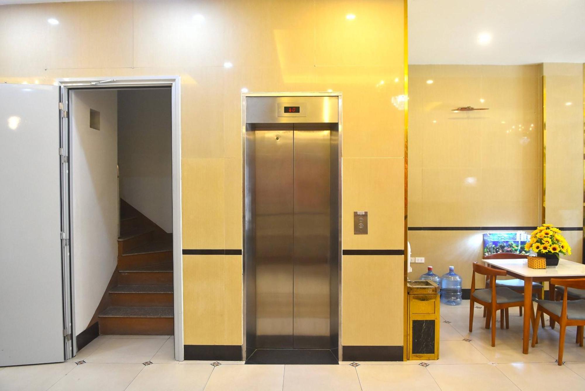 Thanh Hang Hotel Near Emerald My Dinh Ханой Экстерьер фото